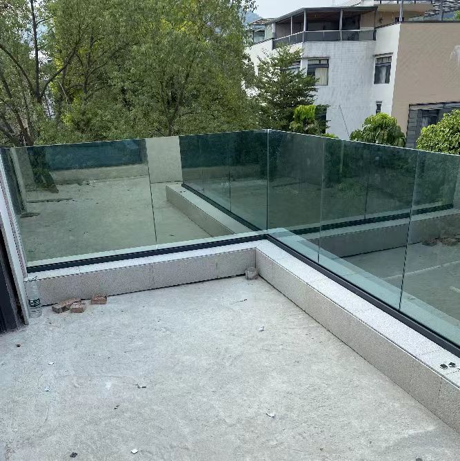 Understanding U Channel Glass Railing: A Comprehensive Guide